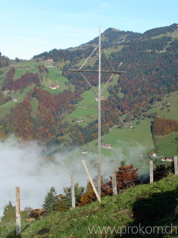 Gipfelkreuz ohne Gipfel