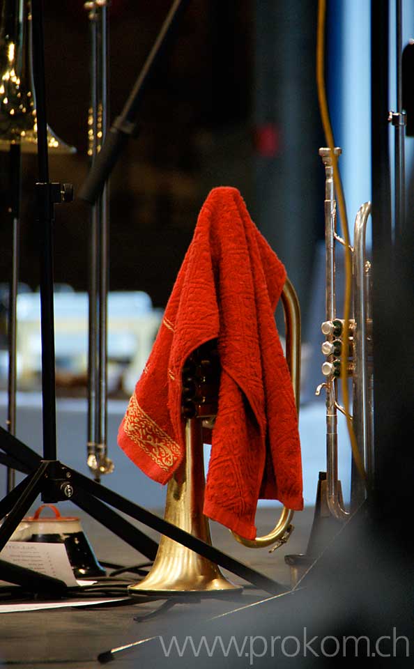 Stilleben mit Flasche