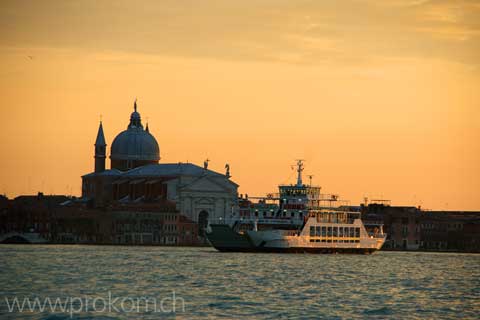 Venedig, Welt der Schiffer, A | Venice, world of skippers, A | Италия, венеция, свет шкиперов, А | Venezia, mondo di barcaiuoli