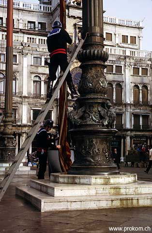 Fahnenaufzug Venedig