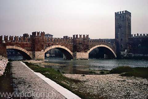 Ponte Scaligero