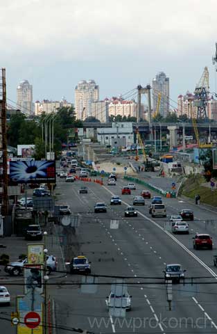 Naberezhne shose (Chaussee) am Hafen