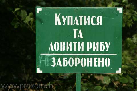 Grüne Verbotstafeln!