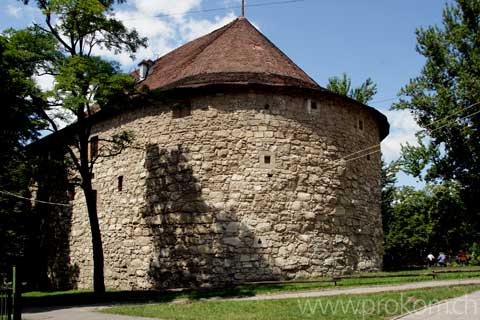 Mittelalterliche Verteidigungsturm. Lwiw