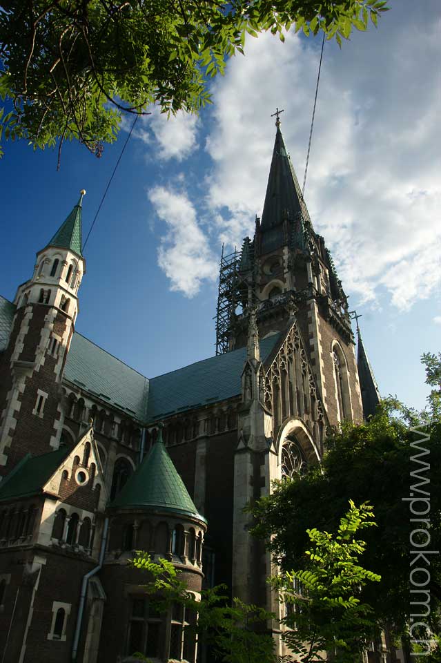 Die neugotische griechisch-katholische Olga-und-Elisabeth-Kirche in Lwiw – Церква святих Ольги і Єлизавети