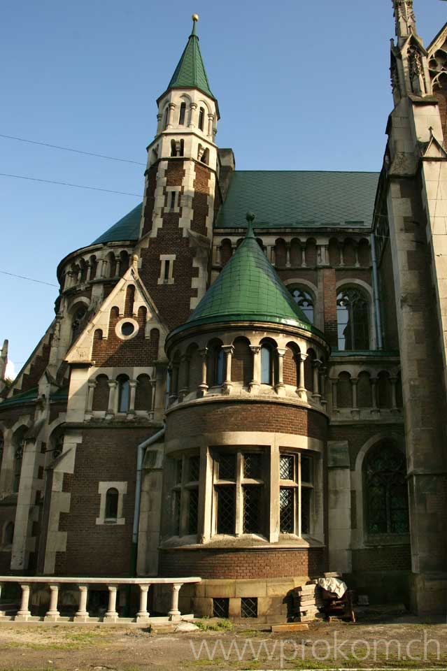 Die neugotische griechisch-katholische Olga-und-Elisabeth-Kirche in Lwiw – Церква святих Ольги і Єлизавети